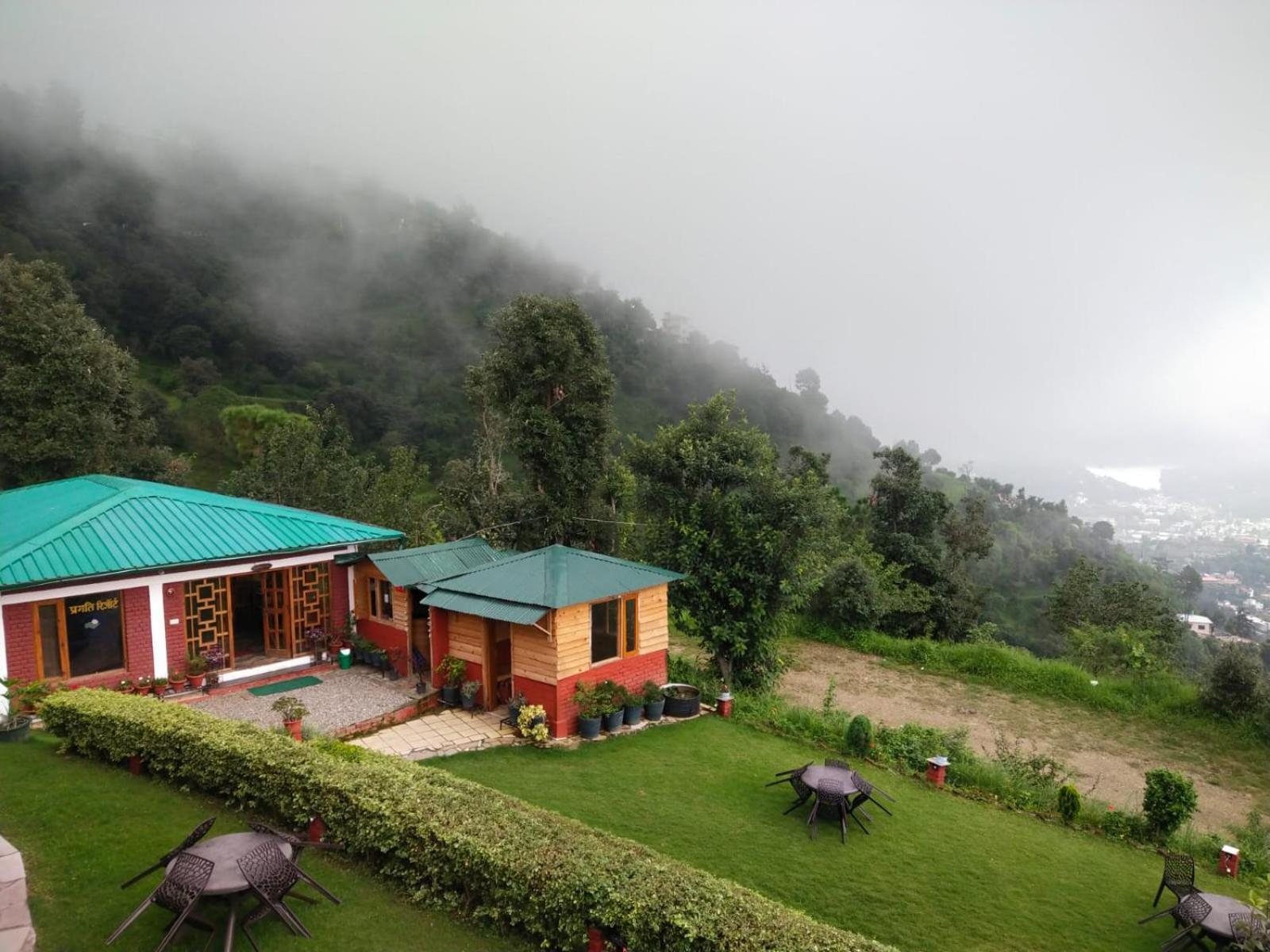Bhowali Pragati Resort & Restaurant- Eden Of Kumaon מראה חיצוני תמונה