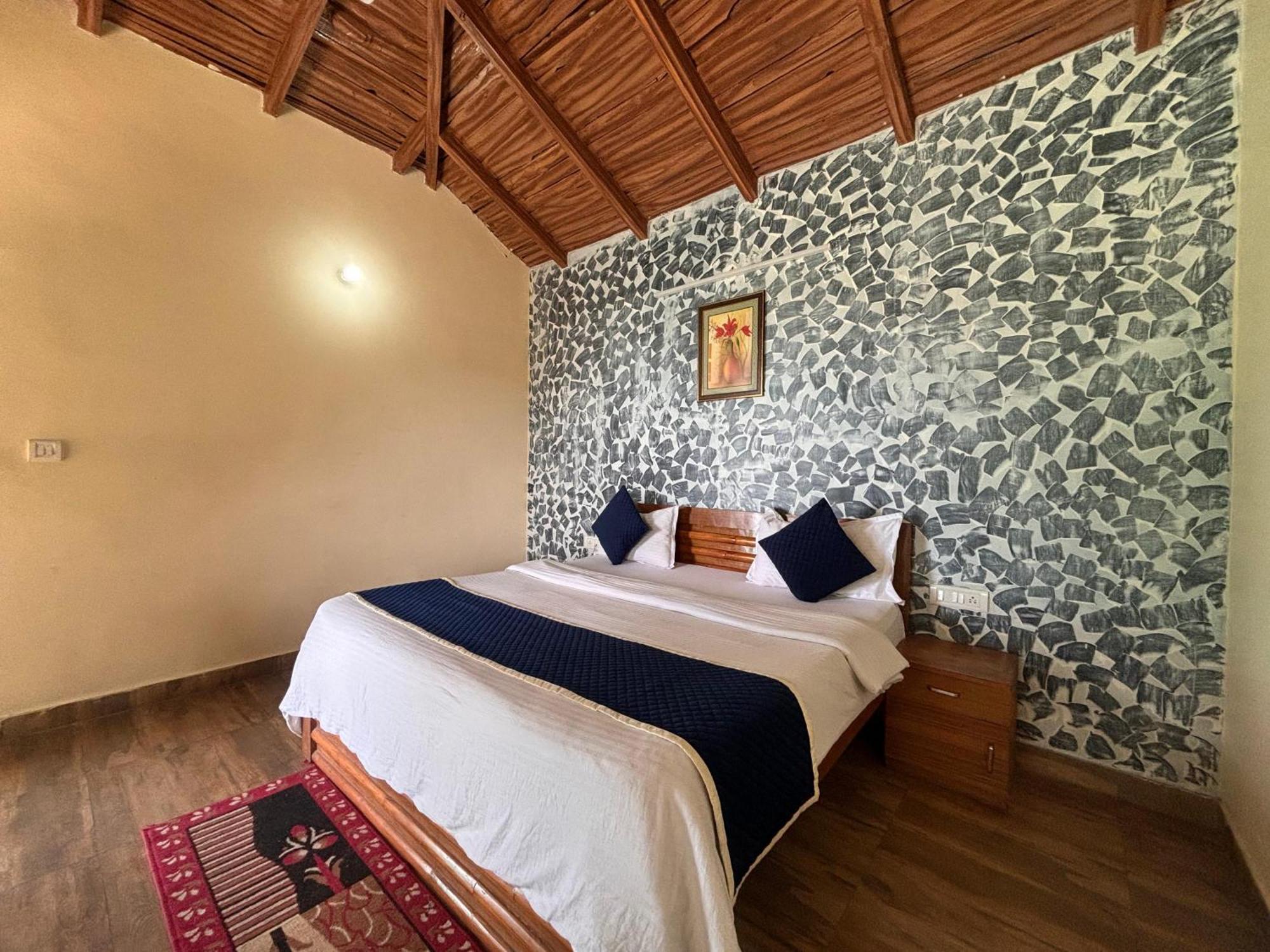 Bhowali Pragati Resort & Restaurant- Eden Of Kumaon מראה חיצוני תמונה