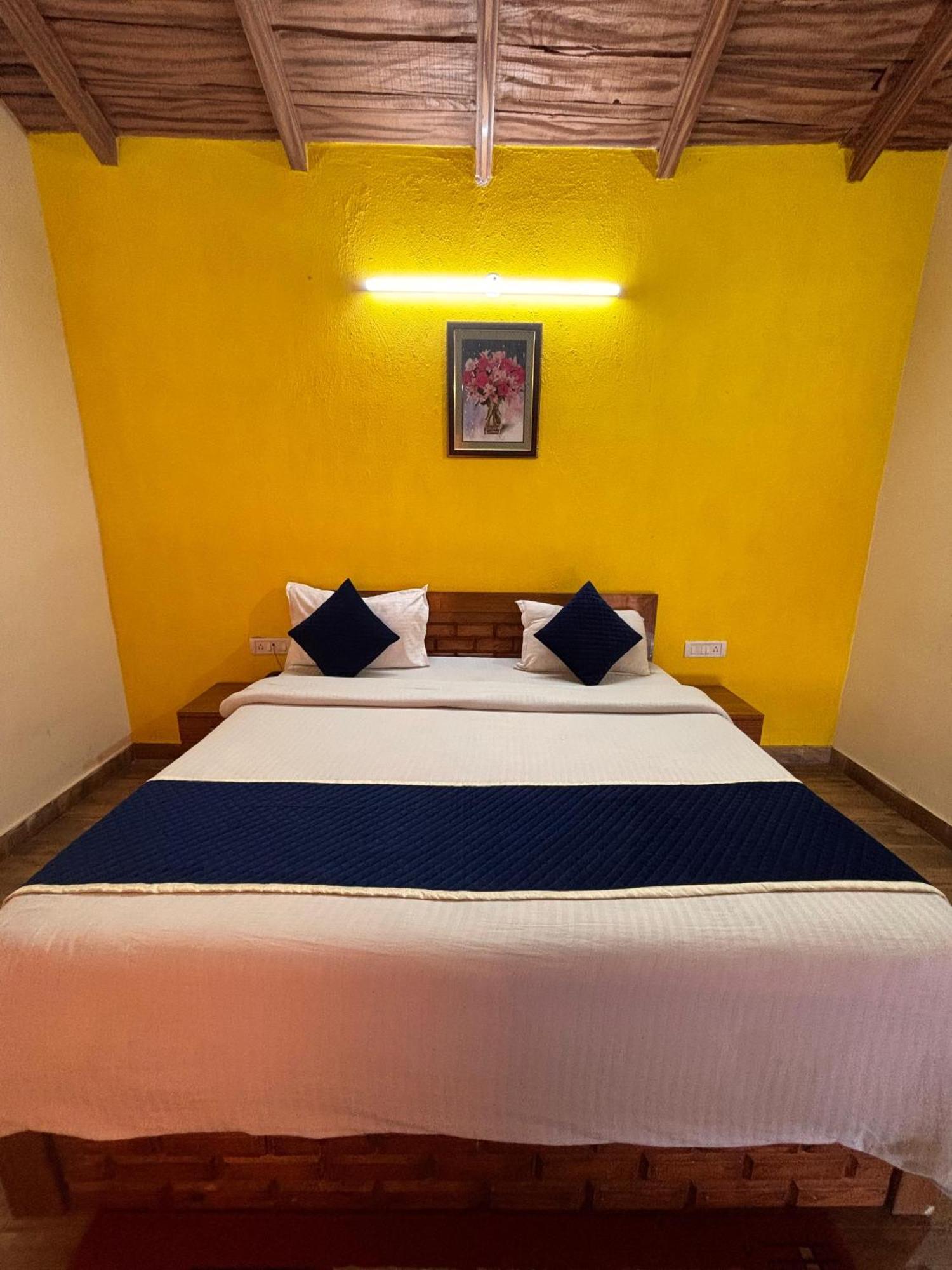 Bhowali Pragati Resort & Restaurant- Eden Of Kumaon מראה חיצוני תמונה