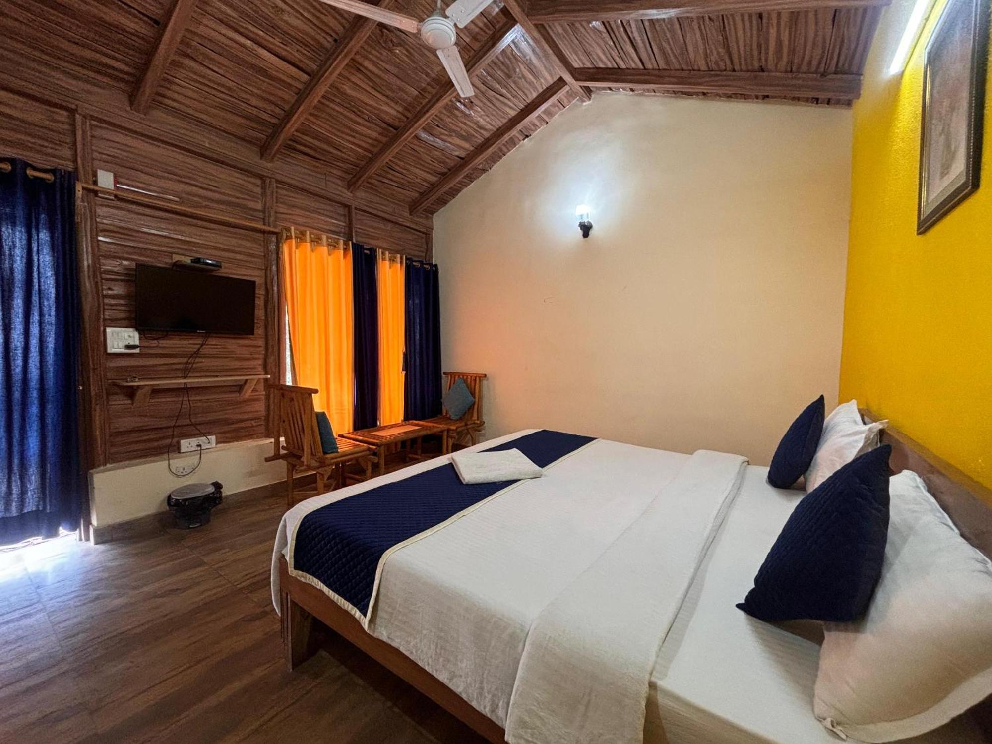 Bhowali Pragati Resort & Restaurant- Eden Of Kumaon מראה חיצוני תמונה